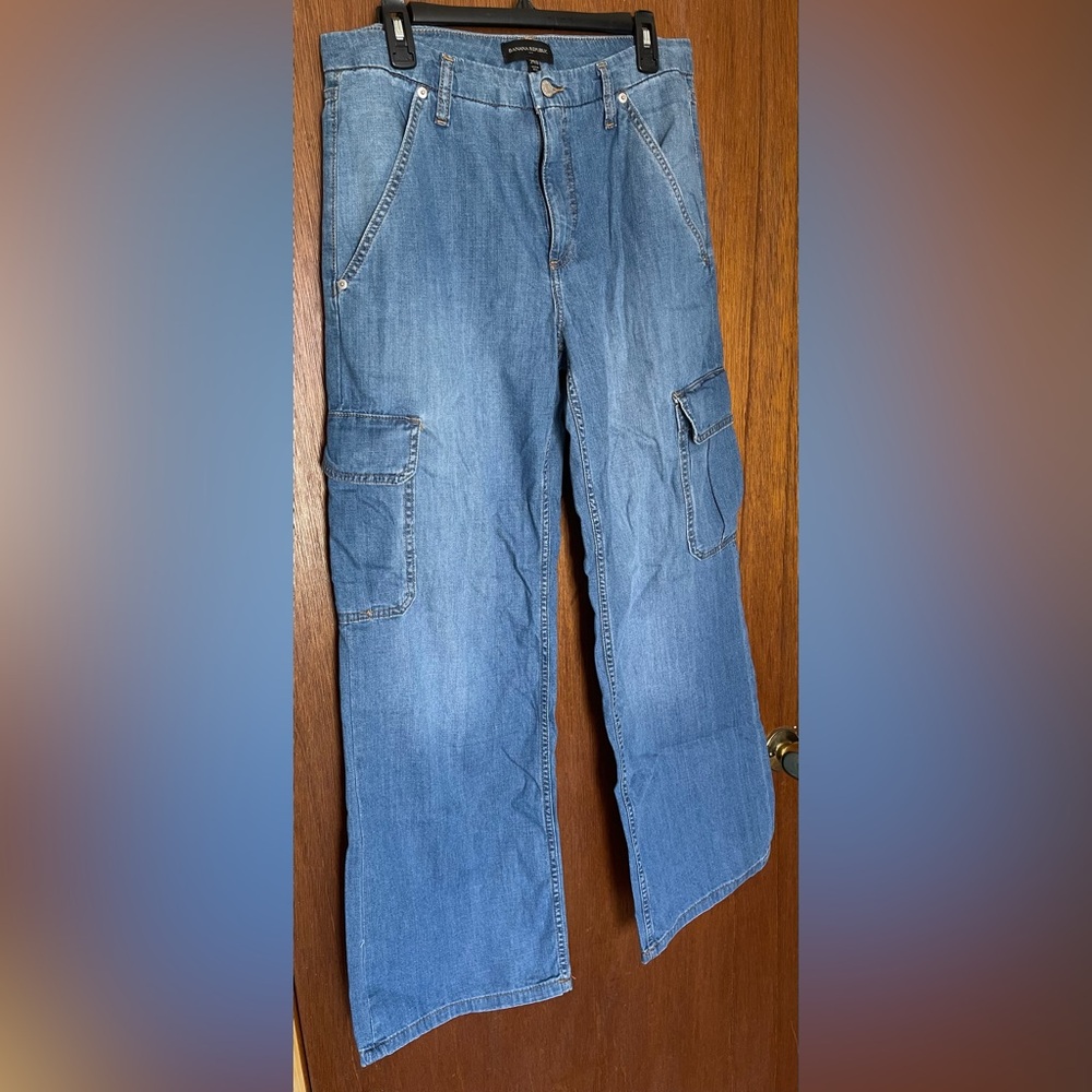 Banana Republic Baggy Cargo Jeans